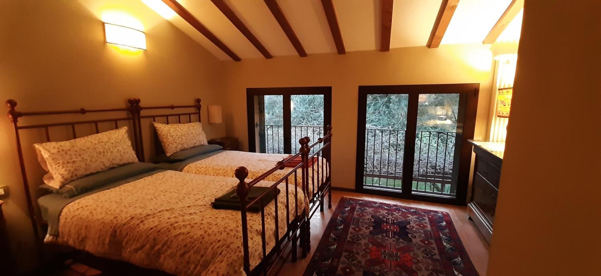 Il Fienile, Casa Vacanza In Campagna Con Parcheggio Privato E Giardino Privato, A 6 Chilometri Da Bologna Centro E 1 Chilometro Da Bologna Fiera, Parco Commerciale Meraville E Gran Tour Italia — Photos 1